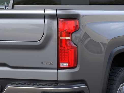 New 2026 Chevrolet Silverado 2500 LTZ w/ LTZ Premium Package AWD/4WD image 11