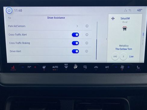 New 2025 Ford Maverick XLT w/ XLT Luxury Package image 39