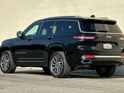 Used 2023 Jeep Grand Cherokee L Summit image 6