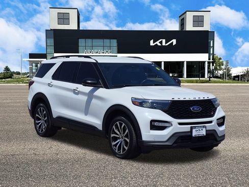 Used 2020 Ford Explorer ST w/ Premium Technology Package AWD/4WD image 2