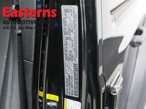 Used 2023 Jeep Wrangler Unlimited w/ 8.4" Radio Group image 35