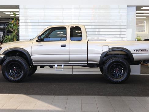 Used 2004 Toyota Tacoma 4x4 Xtracab V6 image 4