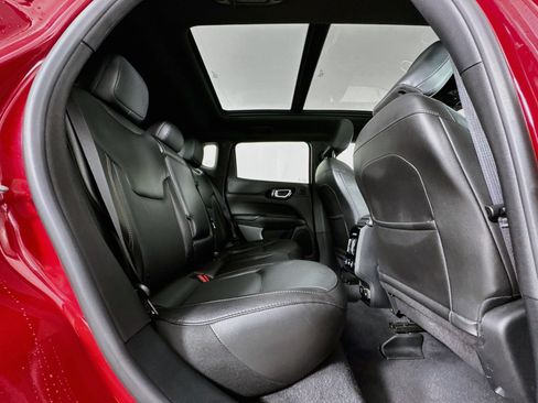 Used 2022 Jeep Compass Limited w/ (RED) Package AWD/4WD image 30