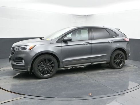 Used 2024 Ford Edge ST-Line w/ Class II Trailer Tow Package AWD/4WD image 7