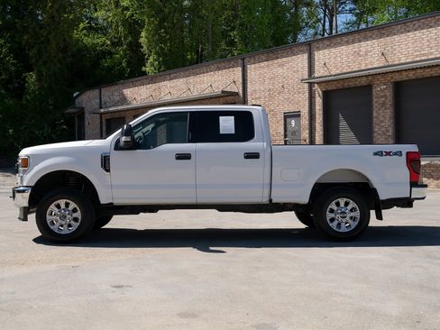 Used 2020 Ford F250 XLT w/ XLT Value Package AWD/4WD image 4