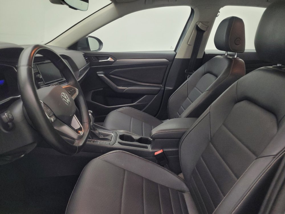 Used 2023 Volkswagen Jetta SE FWD image 17
