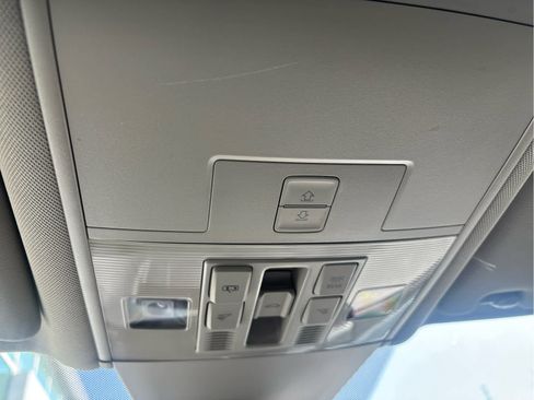 Used 2023 Volkswagen Atlas SEL image 11