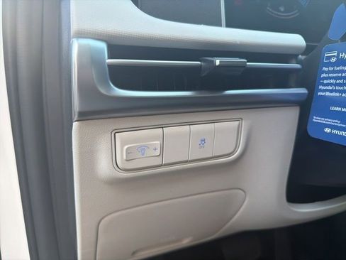 New 2026 Hyundai Tucson SE image 11