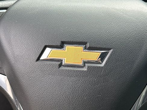 Used 2023 Chevrolet Equinox LS w/ LS Convenience Package image 20