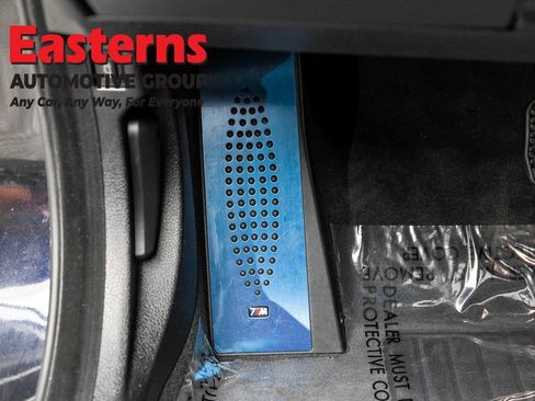 Used 2015 BMW M5 RWD image 32