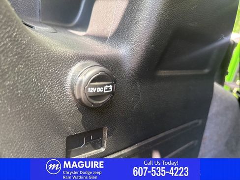 Used 2020 Jeep Wrangler Unlimited Sahara w/ Uconnect 4C Nav & Sound Group AWD/4WD image 35
