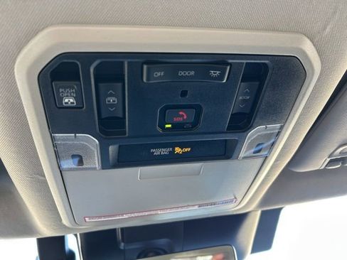 Used 2023 Toyota Tundra Limited image 27