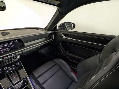 Certified 2022 Porsche 911 Turbo S AWD/4WD image 22