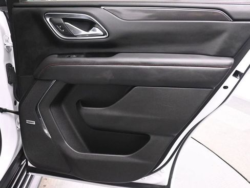 Used 2022 Chevrolet Tahoe RST w/ Luxury Package AWD/4WD image 20