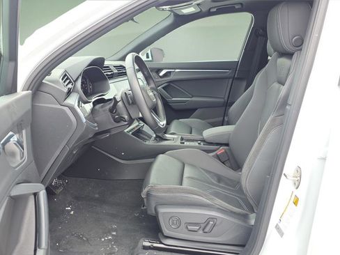 Used 2020 Audi Q3 2.0T Premium Plus image 10