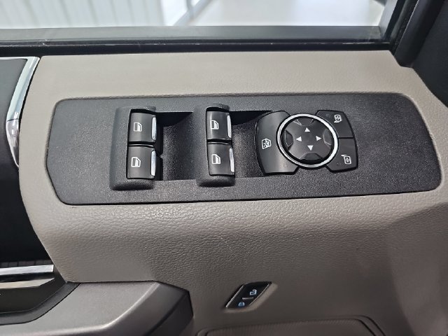 Used 2019 Ford F350 XLT AWD/4WD image 11