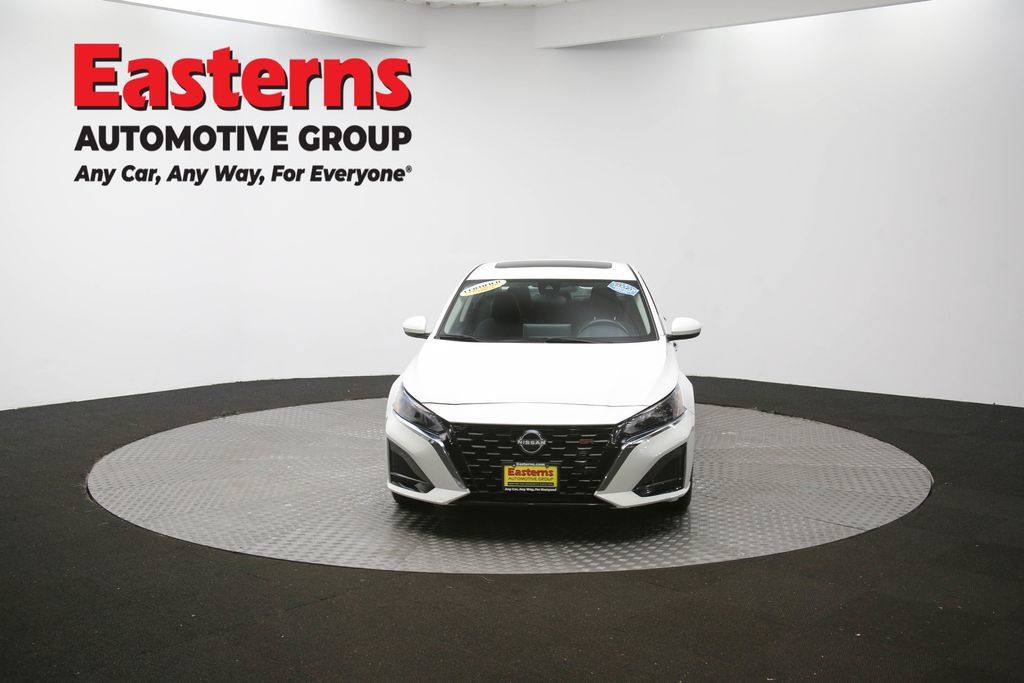 Used 2024 Nissan Altima 2.5 SV w/ SV Premium Package AWD/4WD image 55
