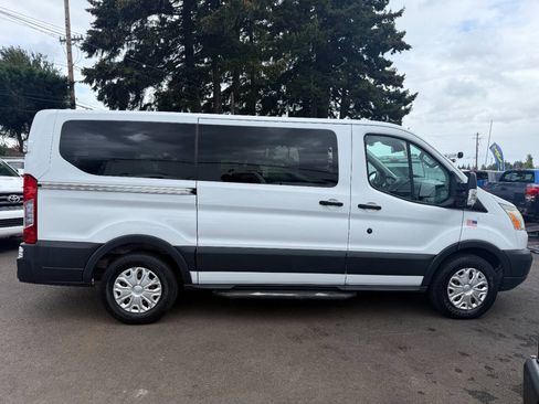 Used 2016 Ford Transit 150 XLT RWD image 11