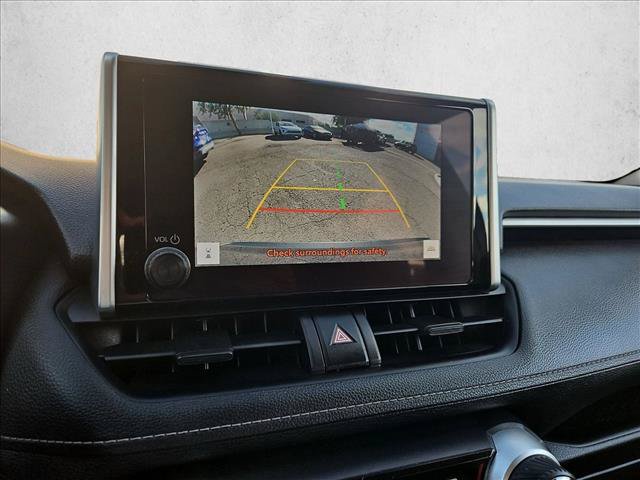 Used 2023 Toyota RAV4 XLE AWD/4WD image 14