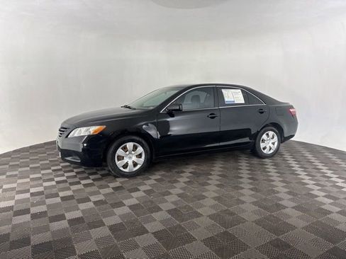Used 2008 Toyota Camry LE image 4
