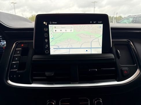 Used 2024 GMC Yukon AT4 w/ Technology Package image 18