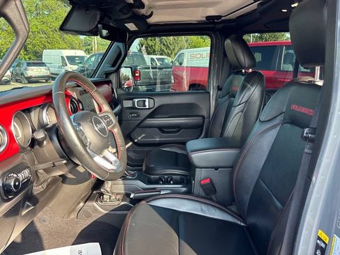 Used 2021 Jeep Wrangler Unlimited Rubicon w/ Dual Top Group AWD/4WD image 6
