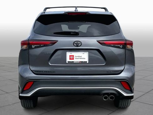 Certified 2025 Toyota Highlander XSE image 5