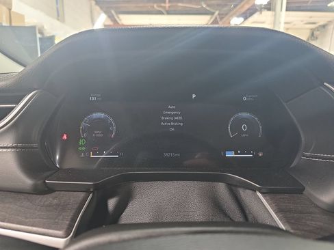Used 2023 Jeep Grand Cherokee L Limited AWD/4WD image 19