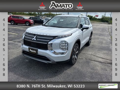 New 2025 Mitsubishi Outlander SE image 1