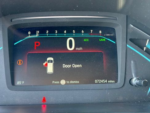 Used 2018 Honda Odyssey EX image 23