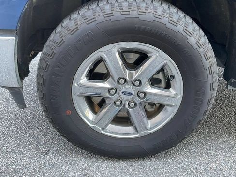 Used 2025 Ford F150 XLT w/ Equipment Group 301A Standard AWD/4WD image 9