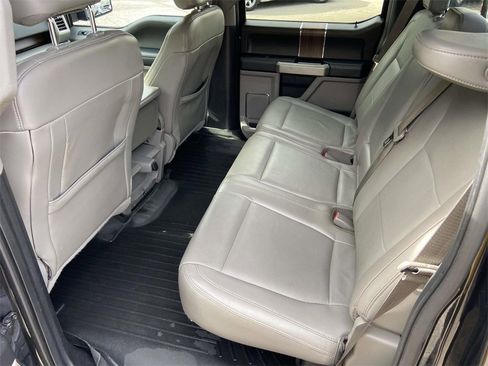 Used 2015 Ford F150 Lariat w/ Equipment Group 501A Mid image 17