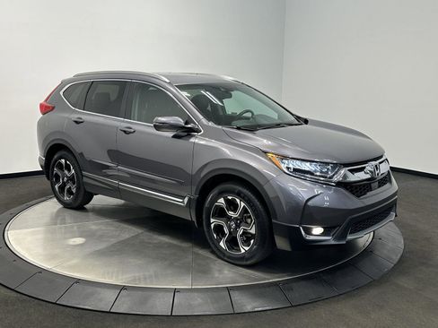 Used 2018 Honda CR-V Touring image 2