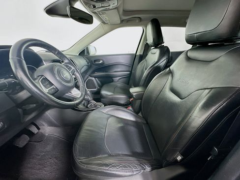 Used 2017 Jeep Compass Limited w/ Navigation Group image 13