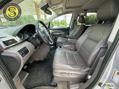 Used 2017 Honda Odyssey EX-L image 11