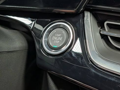 New 2026 Chevrolet Trax RS w/ Sunroof Package FWD image 23