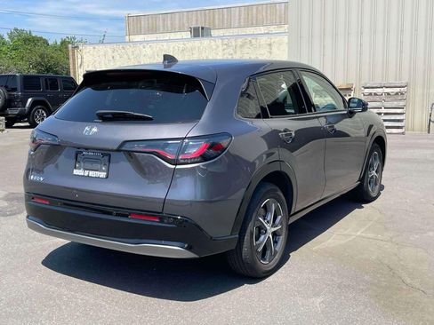 Used 2025 Honda HR-V EX-L image 5