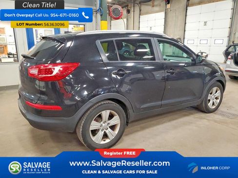 Used 2011 Kia Sportage LX w/ Convenience Pkg AWD/4WD image 4
