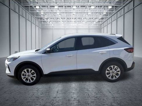 Used 2024 Ford Escape Active AWD/4WD image 4
