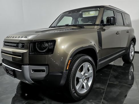 Used 2020 Land Rover Defender 110 First Edition AWD/4WD image 5