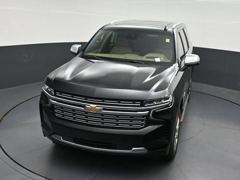 Used 2023 Chevrolet Tahoe Premier w/ Advanced Technology Package RWD image 23