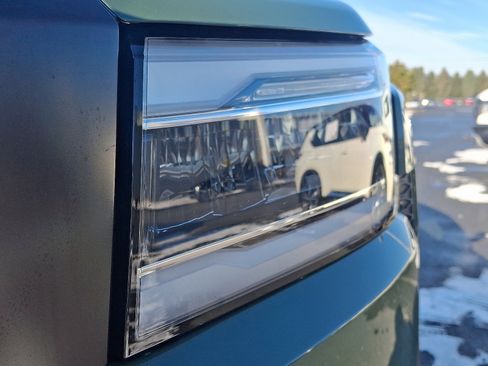 Used 2024 Nissan Frontier PRO-4X w/ Technology Package image 9