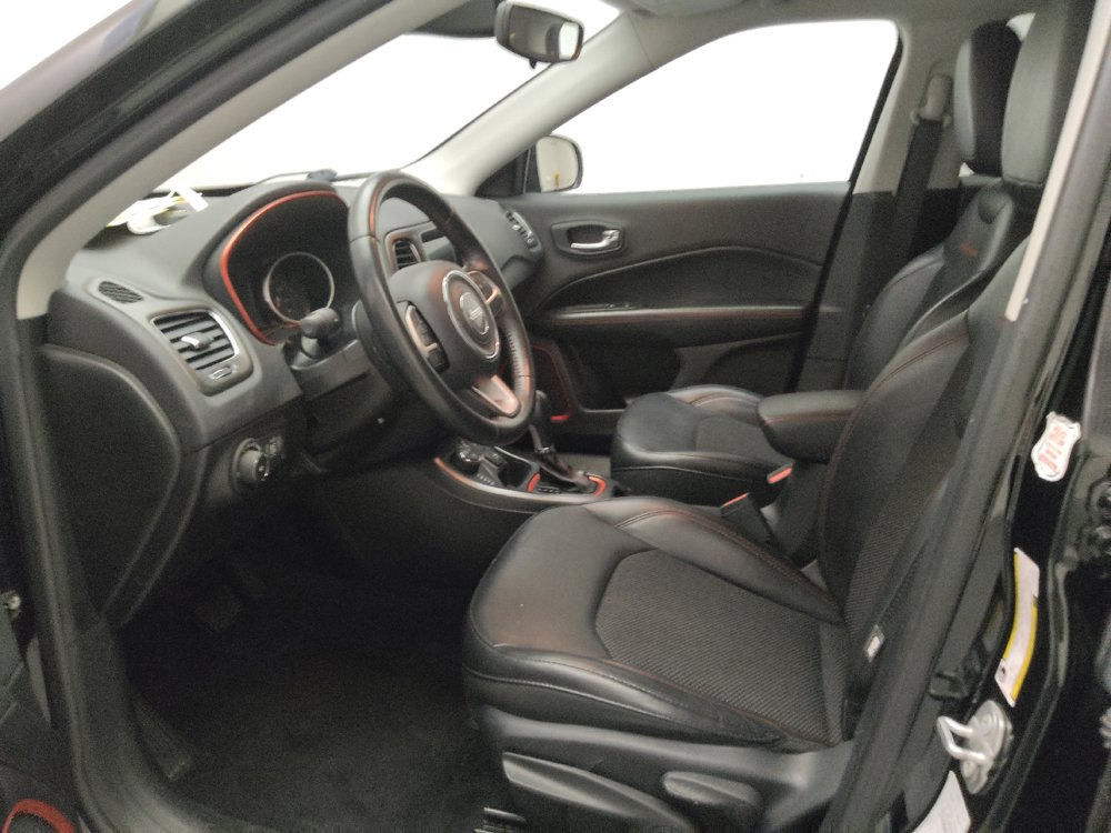Used 2018 Jeep Compass Trailhawk AWD/4WD image 17