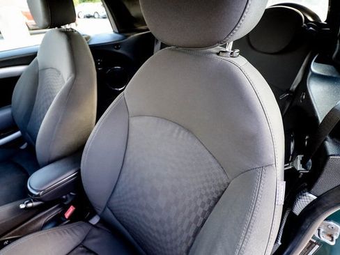 Used 2010 MINI Cooper S image 30