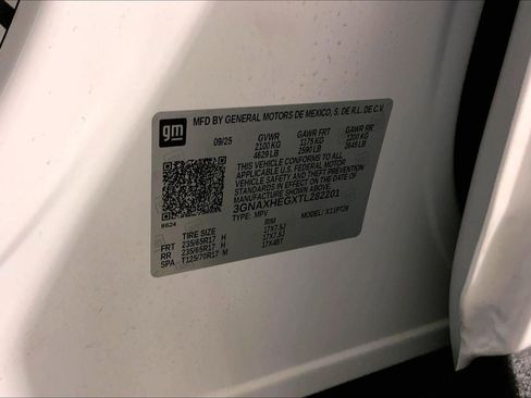Used 2026 Chevrolet Equinox LT FWD image 31