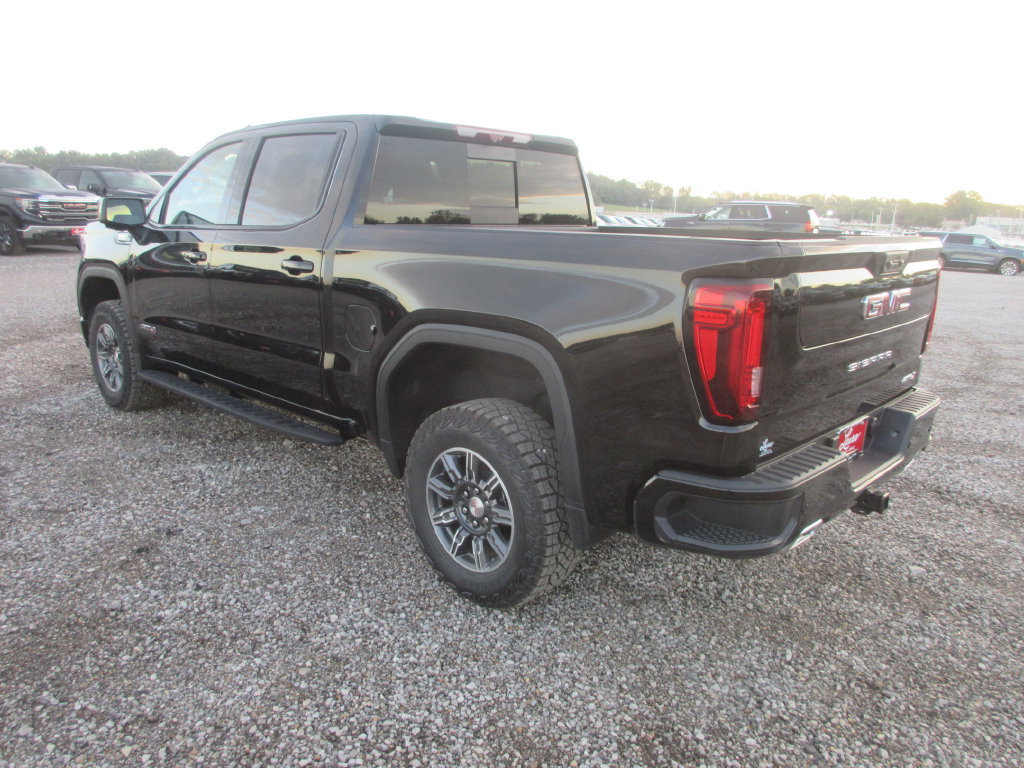 New 2026 GMC Sierra 1500 AT4 w/ AT4 Premium Package AWD/4WD image 7