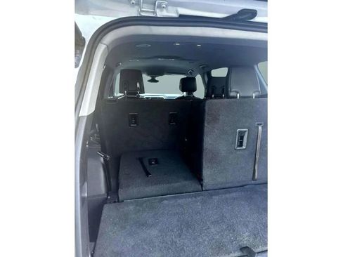 Used 2019 GMC Acadia SLT image 32