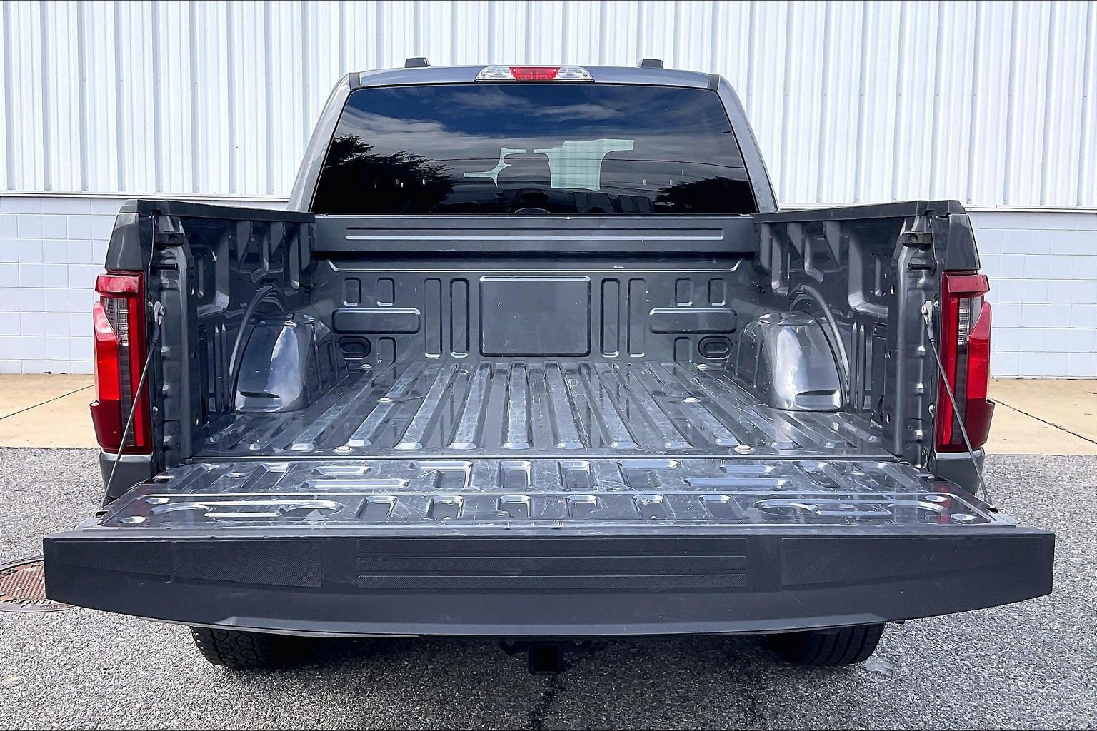 Used 2025 Ford F150 XLT w/ Equipment Group 301A Standard AWD/4WD image 40