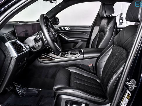 Used 2024 BMW X7 xDrive40i w/ M Sport Package image 16