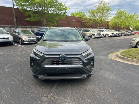 Used 2023 Toyota RAV4 Limited image 10